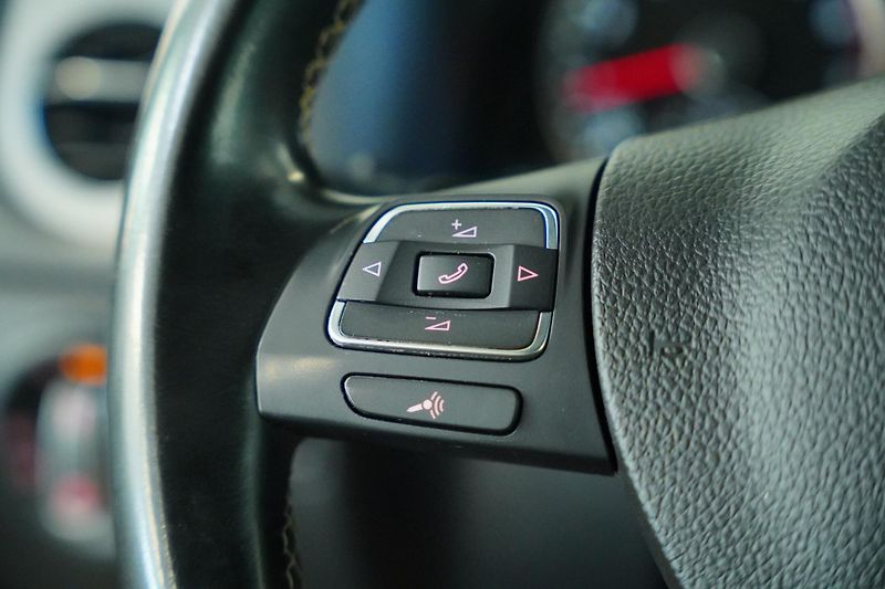 Volkswagen Tiguan - fotka 17 z 27