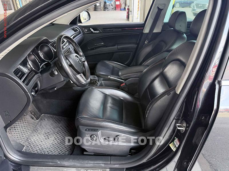 Škoda Superb (2014) 3.6fsi 4x4, Outdoor, AT, navi - fotka 3 z 3