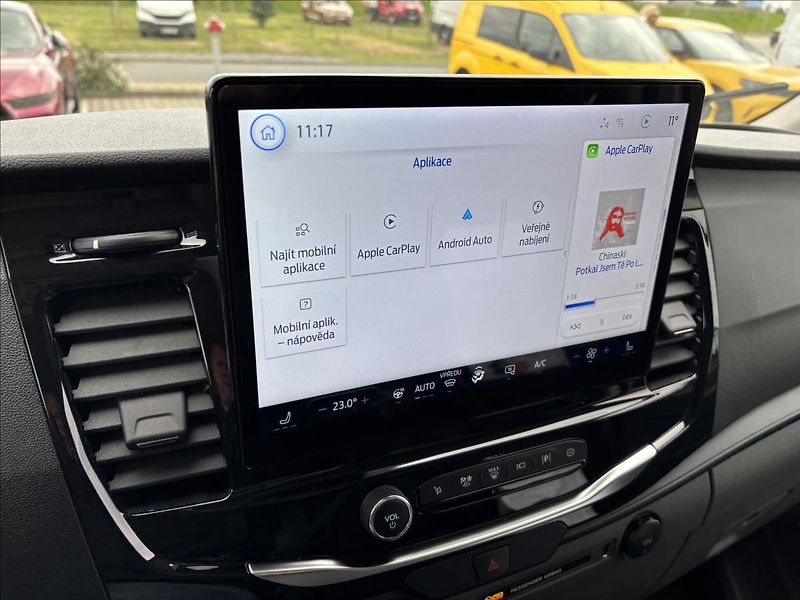 Ford Transit Trend L4 135kW 89kWh BEV - fotka 43 z 46