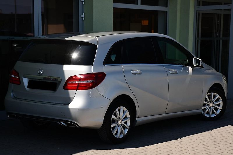 Mercedes-Benz Třídy B 220d PDC 4M N.TOP VYHŘ.SEDAČ - fotka 4 z 38