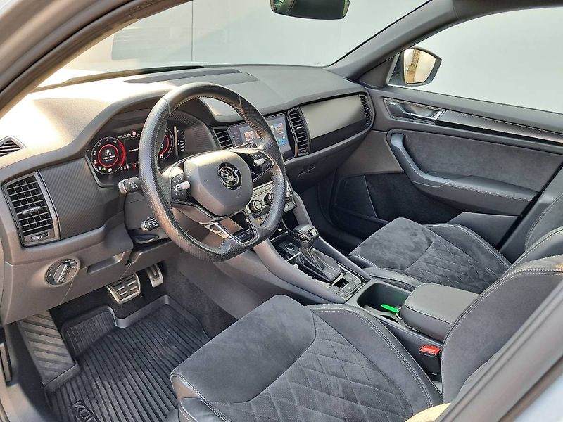 Škoda Kodiaq (2020) SportLine 2.0 TDI / 147 kW 4x4 - fotka 21 z 32