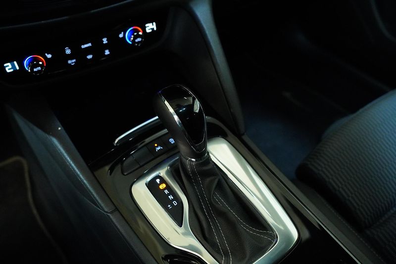 Opel Insignia - fotka 24 z 26