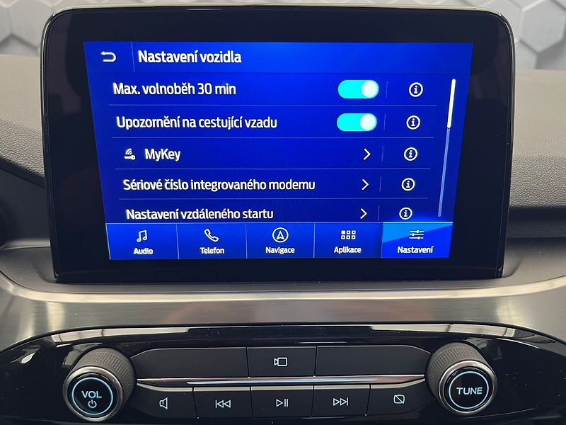 Ford Kuga 2,0 EB  140 kW AWD Titanium - fotka 56 z 58