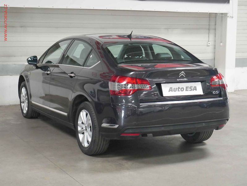 Citroën C5 (2012) 2.0 HDi, Exclusive - fotka 4 z 21