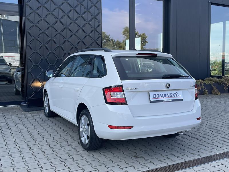 Škoda Fabia AMBITION 1.0 TSI 81 kW  - fotka 8 z 20