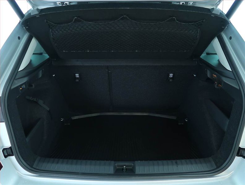 Škoda Kamiq (2021) Style 1.0 TSI - fotka 13 z 19