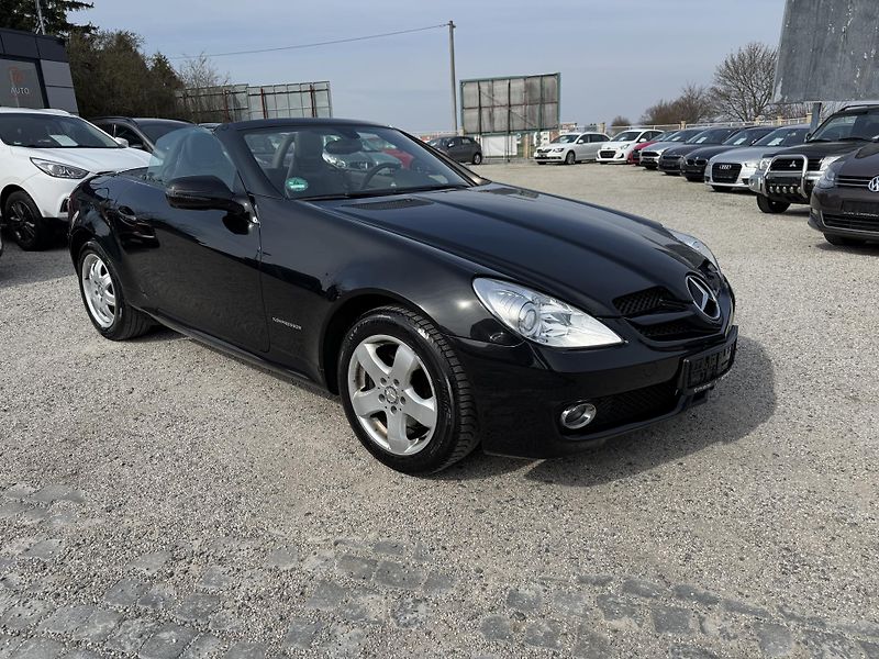 Mercedes-Benz SLK (2008) 200 KOMPRESOR 135KW  - fotka 2 z 31