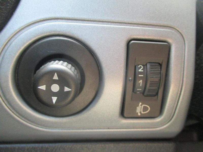 Citroën Berlingo 2.0 HDi KLIMA +sada kol - fotka 20 z 32