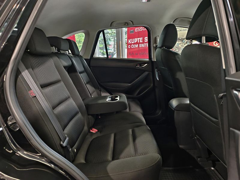 Mazda CX-5 2.0 i 121kW VÝHŘEVY, PDC, TEMP - fotka 11 z 24