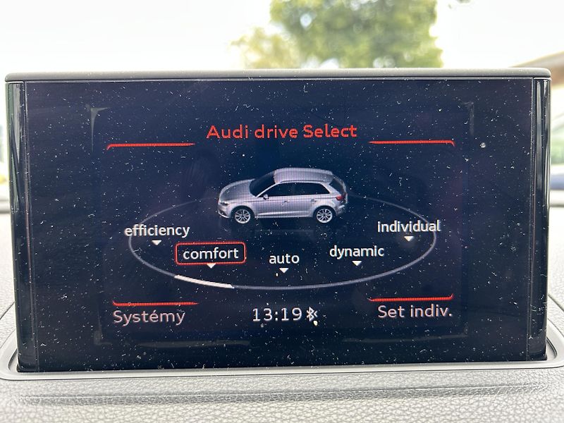 Audi A3 (2014) 1.6 TDi 77KW - fotka 23 z 27