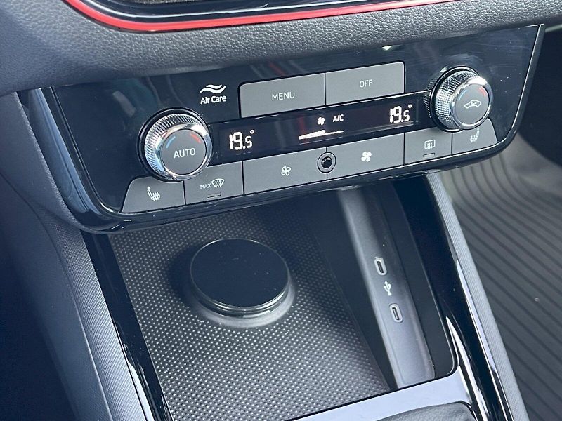 Škoda Kamiq (2026) 1.0 TSI 85 kW DSG Monte Carlo - fotka 14 z 34