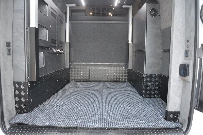 Mercedes-Benz Sprinter 319 Camper Family - fotka 39 z 50