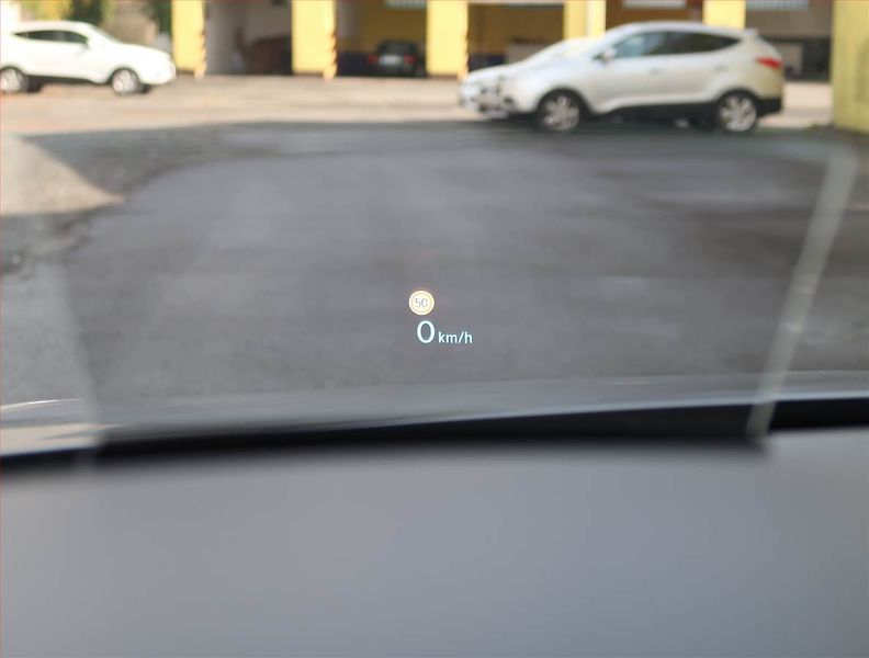 Volkswagen Tiguan (2023) Elegance 2.0 TDI, digi klima - fotka 23 z 32
