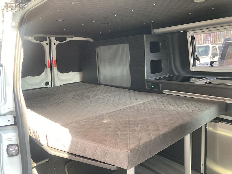 Ford (2019) TRANSIT - POUZE OBYTNÁ VESTAV - fotka 8 z 10