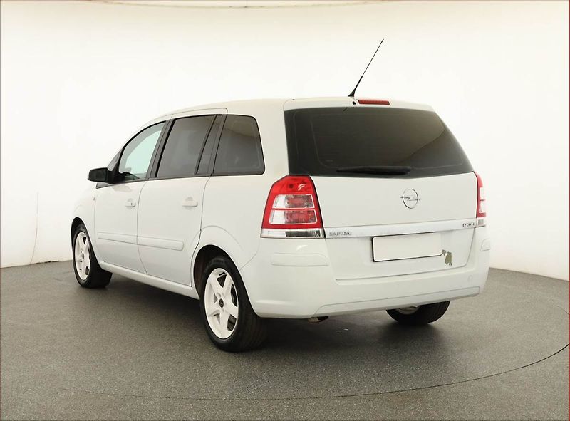 Opel Zafira (2009) 1.7 CDTI, 7 míst, Serv.kniha - fotka 4 z 16
