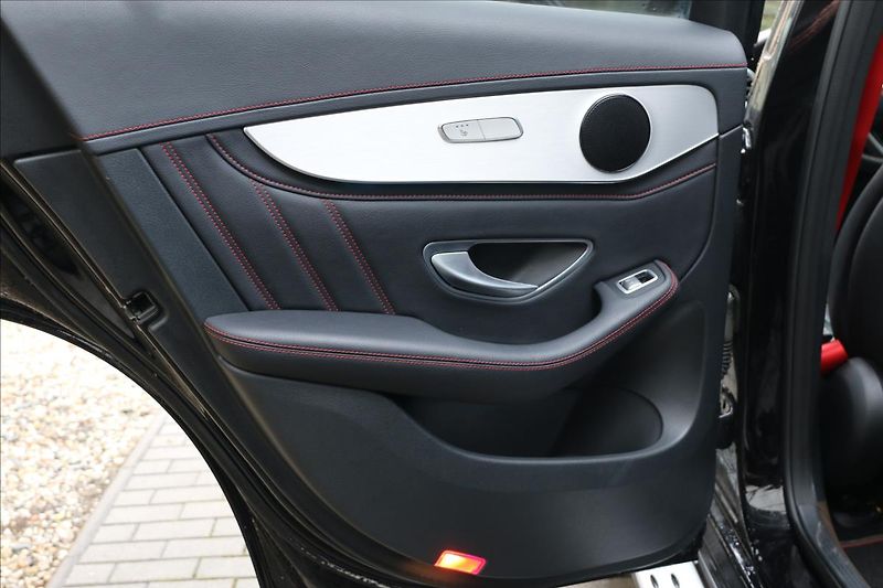 Mercedes-Benz GLC 3,0 43 AMG, Automat, Tažné - fotka 53 z 61