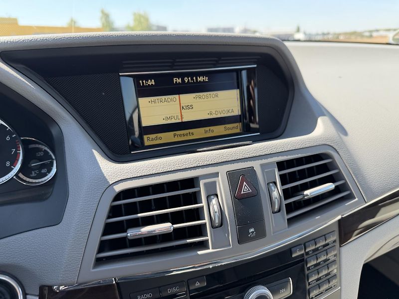 Mercedes-Benz Třídy E 250 CGI 5G KUPÉ SERVISKA - fotka 22 z 39