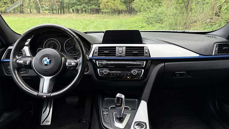 BMW Řada 3 (2018) - fotka 11 z 22