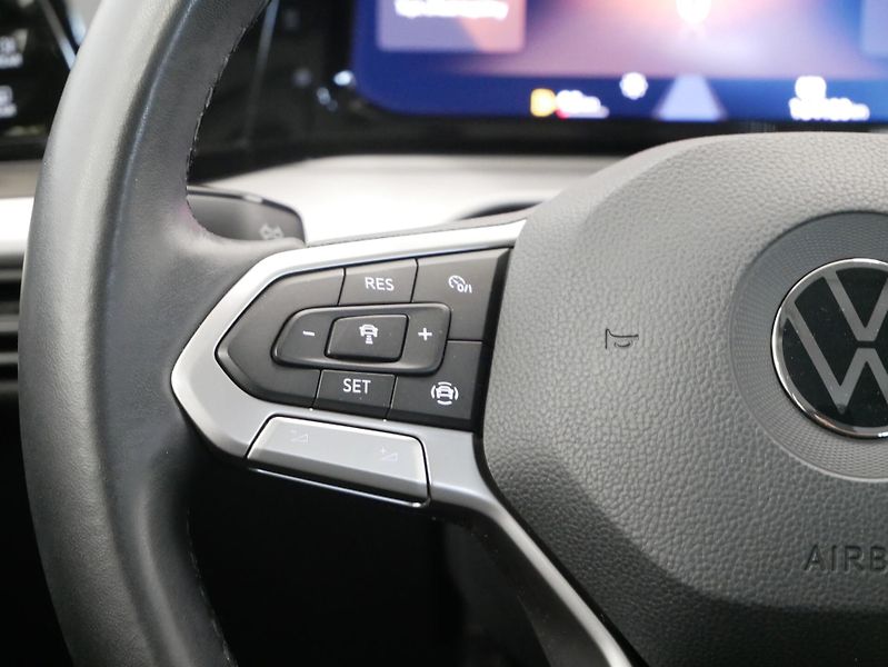 Volkswagen Golf - fotka 15 z 25