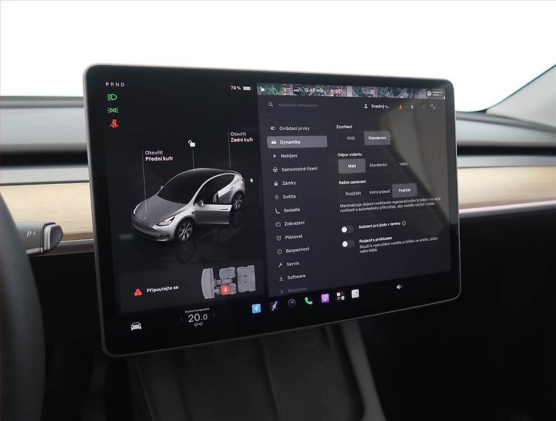 Tesla Model Y (2022) Long Range AWD 79kWh, SoH 89% - fotka 19 z 33