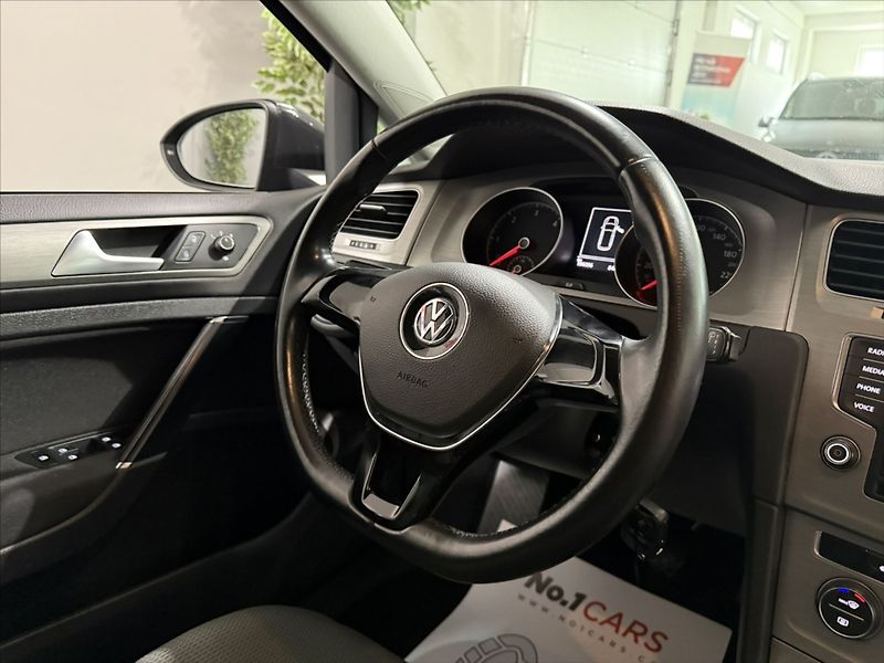 Volkswagen Golf 2,0   TDI 110KW NAVI SPORT ALU - fotka 18 z 45