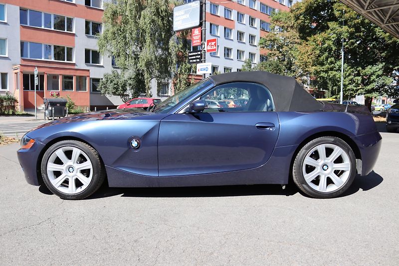 BMW Z4 BMW Z4 Roadster 2.5i (141 kW)  - fotka 17 z 48