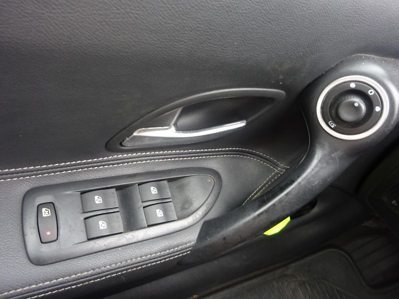 Renault Laguna 2.0dCi 110kW KŮŽE SERVIS DPH - fotka 18 z 24