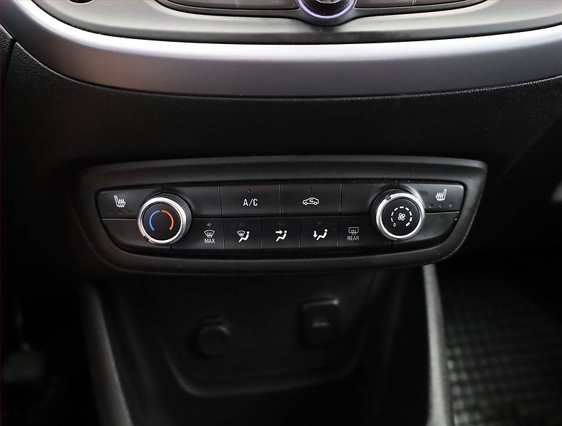 Opel Crossland X (2020) 1.2 Turbo, Serv.kniha - fotka 11 z 16