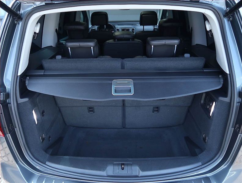 Volkswagen Sharan (2018) Highline 2.0 TDI BMT, 7 míst - fotka 13 z 23