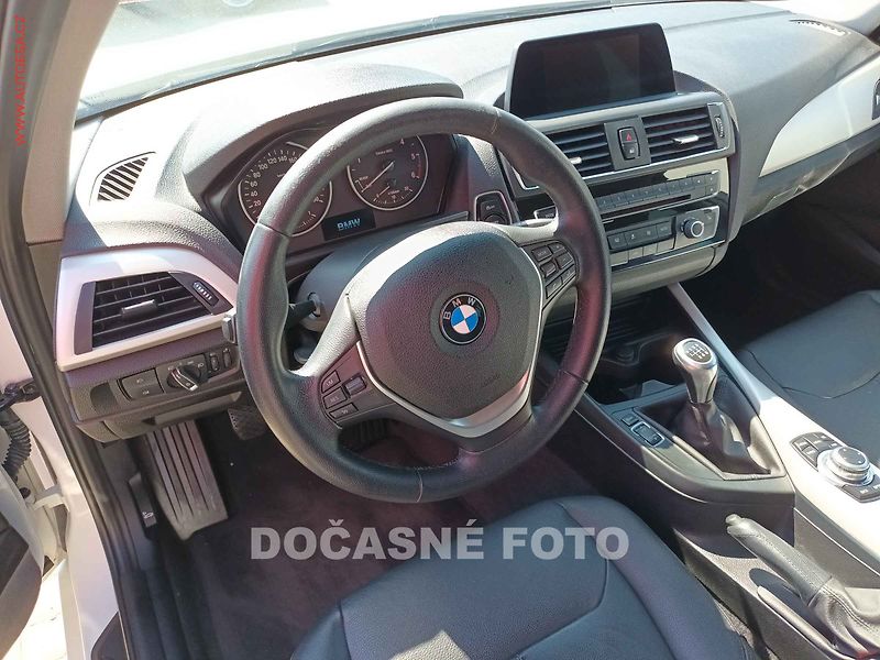 BMW Řada 1 (2015) 1.5D, navi, kůže - fotka 3 z 3