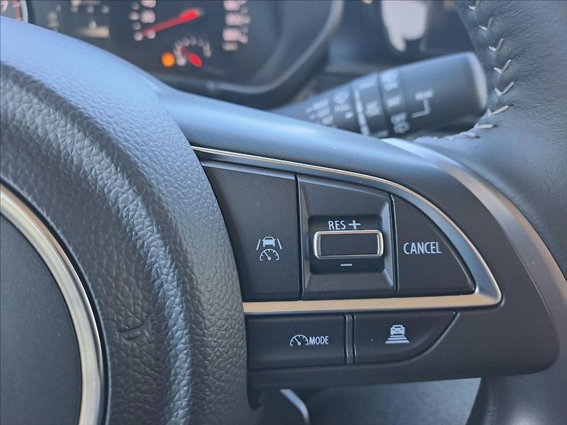 Suzuki Swift (2026) 1,2 PREMIUM HYBRID CVT - fotka 16 z 22