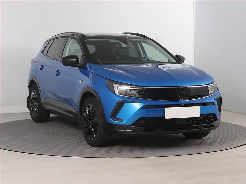 Opel Grandland X (2023) 1.2 Turbo, ČR,1.maj - fotka 1 z 17