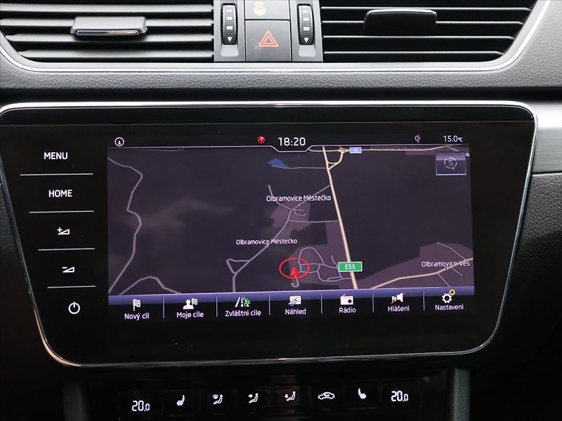 Škoda Superb 1.6 TDI Style+ Navi Tažné - fotka 16 z 28