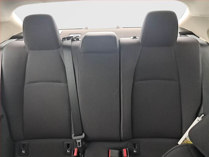 Toyota Corolla (2022) 1.5 VVT-i, Serv.kniha - fotka 10 z 17