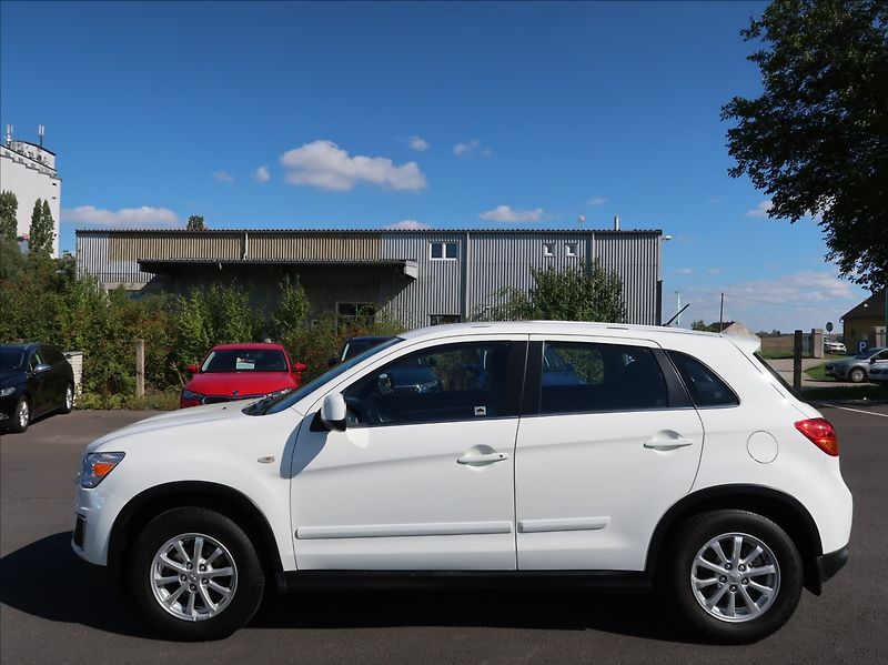 Mitsubishi ASX 1,6 MIVEC,86kW,1majČR,Serv.kn. - fotka 6 z 23