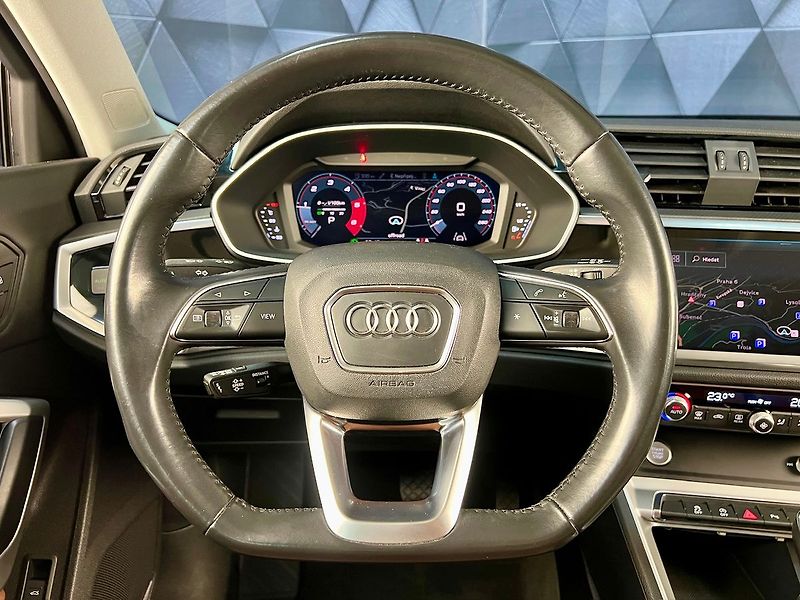 Audi Q3 2.0 TDI QUATTRO S-TRONIC, ACC - fotka 13 z 24