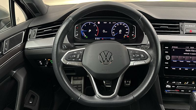 Volkswagen Passat 2.0 TDI DSG 4MOTION Alltrack - fotka 9 z 30