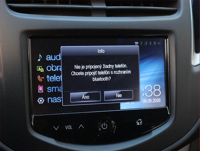 Chevrolet Trax (2014) 1.6 16V, Serv.kniha, Tempomat - fotka 16 z 17