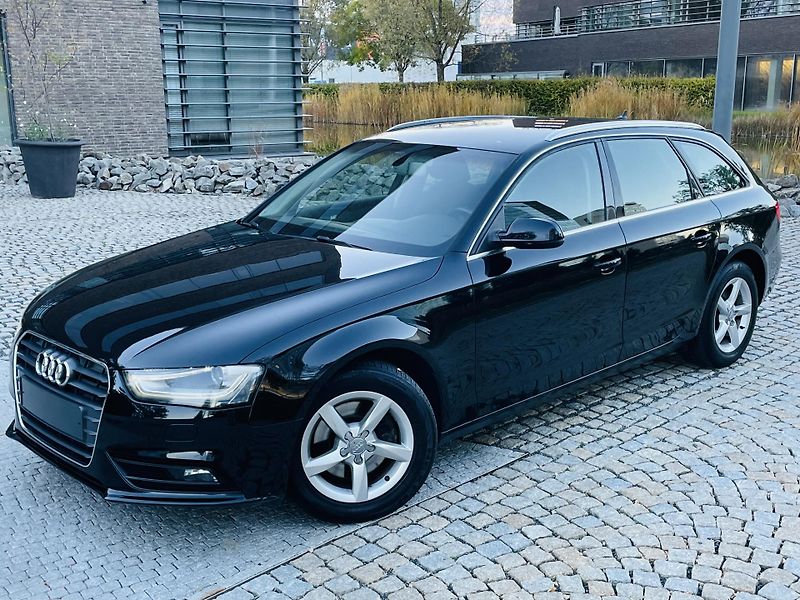 Audi A4 2.0TDI MAN VÝHŘEV SERVISKA LED - fotka 3 z 41