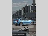 BMW X4 M40i.