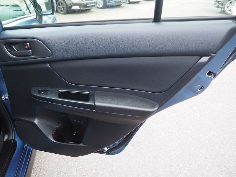 Subaru XV (2016) 2.0 D, AWD - fotka 15 z 38