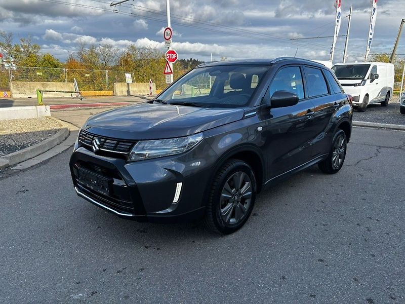 Suzuki Vitara Premium - fotka 3 z 13