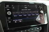 Volkswagen Passat (2018) 2.0 TDI, Kůže, Tempomat - náhled 17