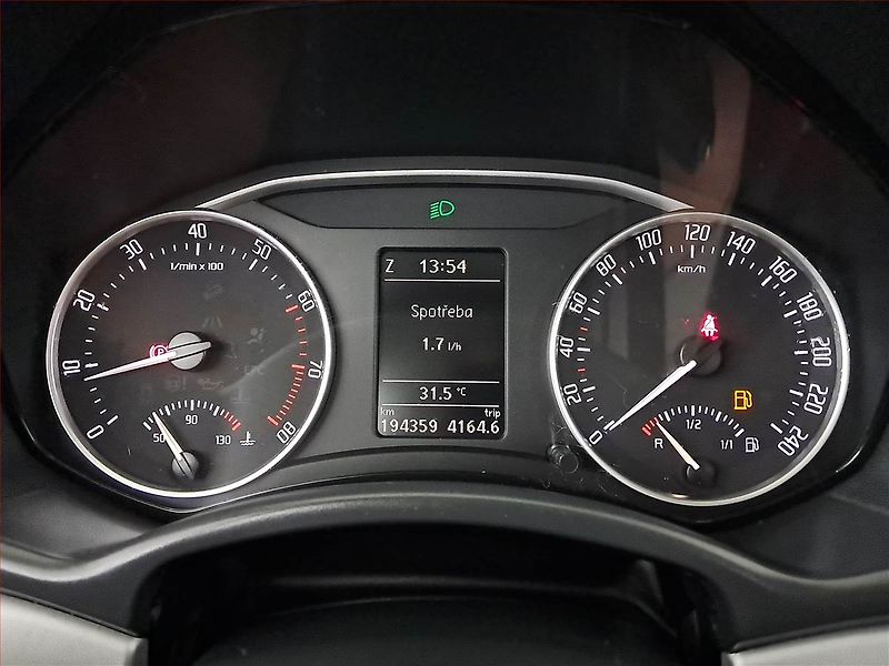 Škoda Octavia (2012) Ambition 1.4 TSI, Navi - fotka 11 z 18