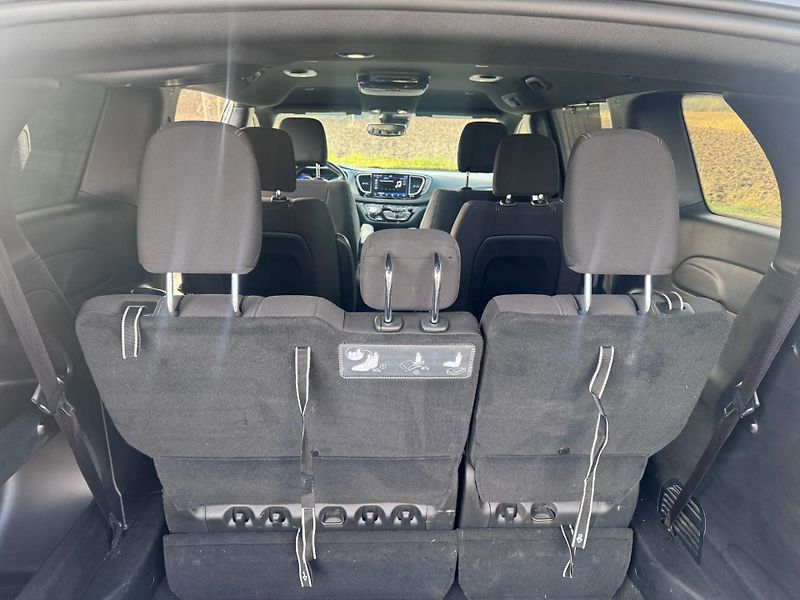 Chrysler Pacifica (2021) 3,6 4x4 AWD DVD RADAR 2021 - fotka 8 z 20