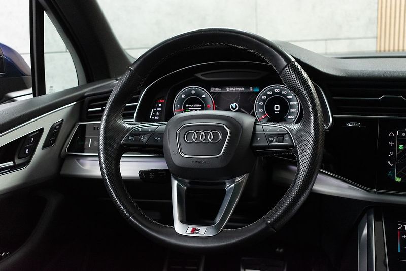Audi Q7 50 TDI S-LINE*TAŽNÉ*AIR*7.MÍST - fotka 20 z 51