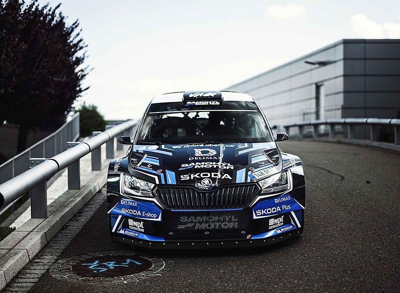 Adam Březík a Škoda Fabia Rally2 evo.