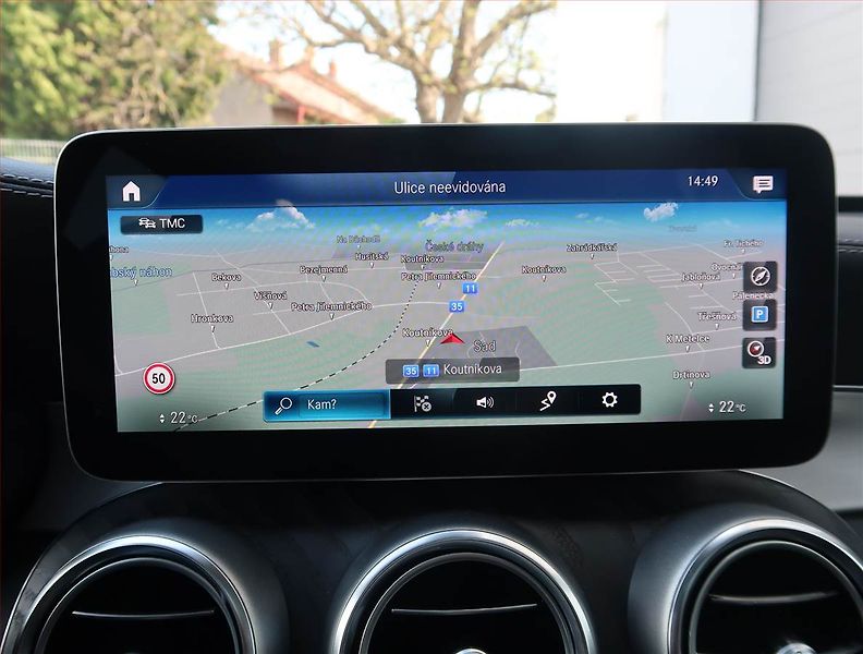 Mercedes-Benz GLC (2020) AMG line 300 d 4MATIC - fotka 16 z 26