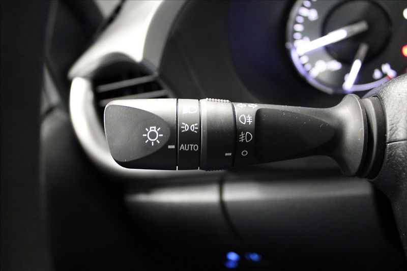 Toyota Hilux 2,4 D-4D 1.majitel CZ - fotka 14 z 37