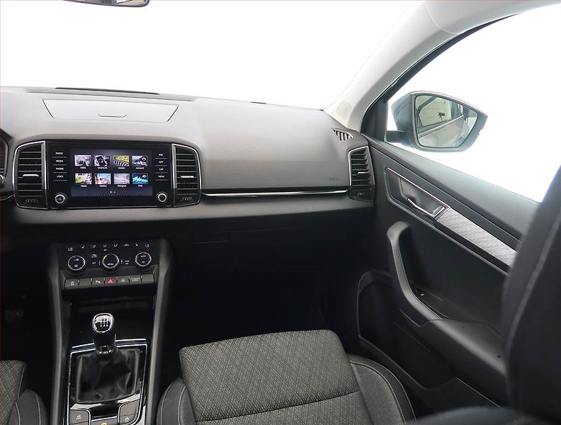 Škoda Karoq (2022) Ambition Plus 1.0 TSI - fotka 8 z 26